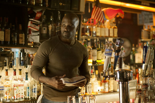 Illustration for article titled Here's Our First Official Look at Luke Cage and the Purple Man in Jessica Jones
